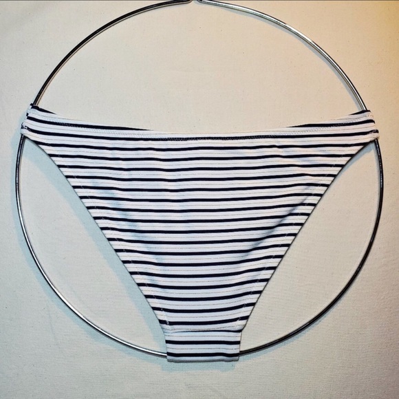 NEW Melissa Odabash Venezuela Nautical Navy Gold Stripe Bikini Bottom 4 6 8 S M - Picture 5 of 7